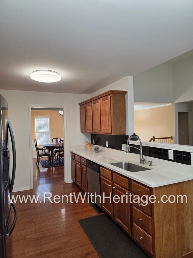 Building Photo - Gorgeous 5 Bd/ 3 Bath Including Full Finished Basement/ Spacious Yard with RV Parking/ Small Subd...