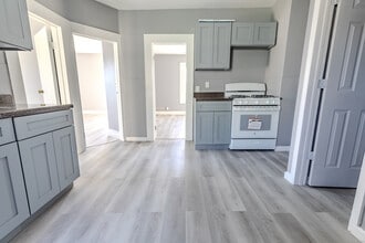 Building Photo - 247 Washington St