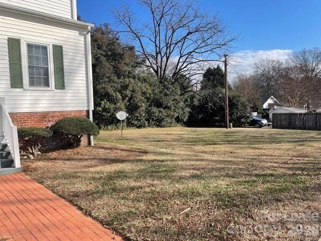 Building Photo - 103 S Ridge Ave