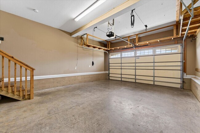 Building Photo - 3739 Tradewinds Terrace
