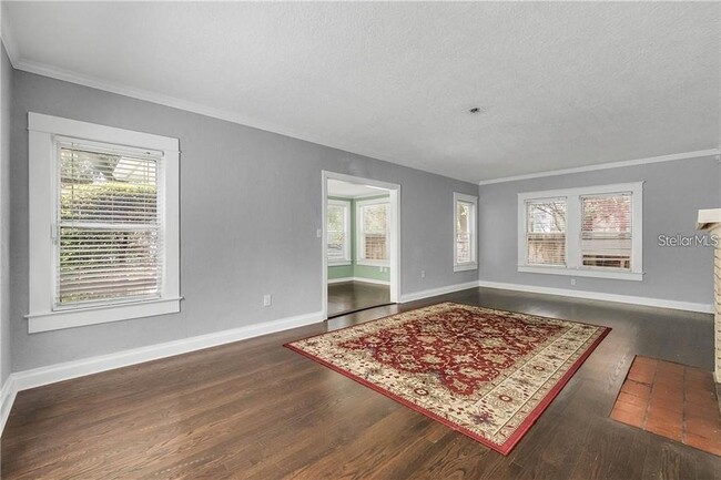 Building Photo - 728 N Summerlin Ave