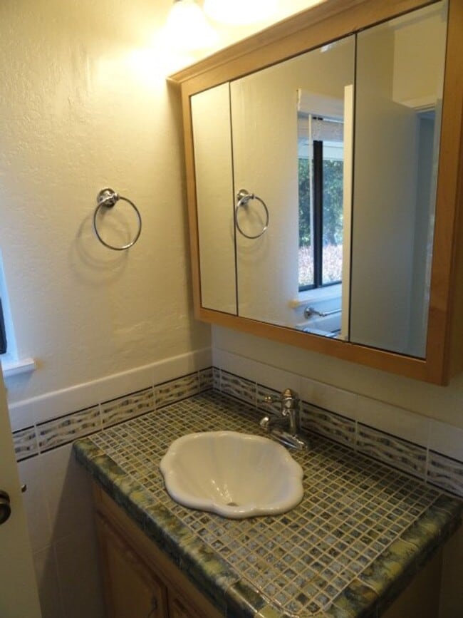 Building Photo - Carmel Valley Condo