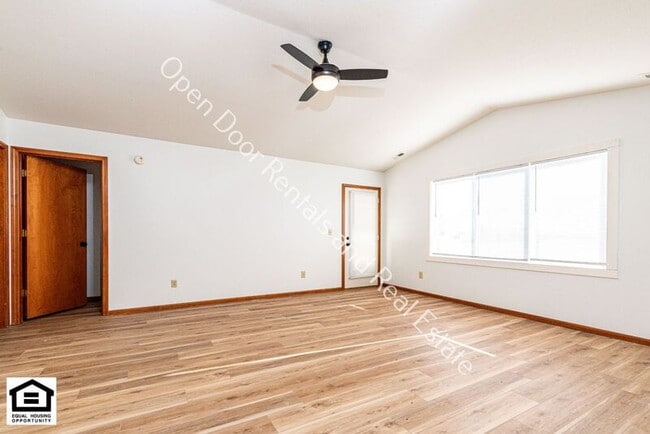 Building Photo - 1514 Fieldstone Dr