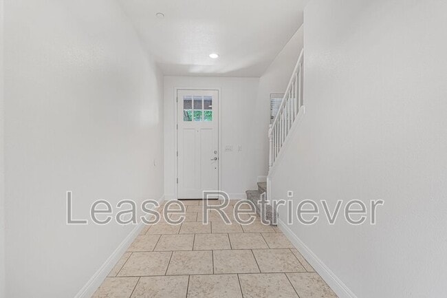 Building Photo - 2160 N Stokes Ct