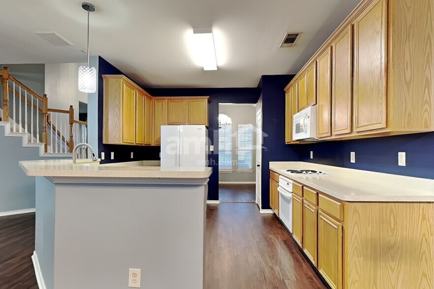 Building Photo - 5217 Alec Dr