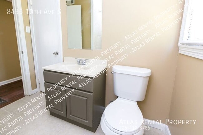 Building Photo - 8436 10th Ave S