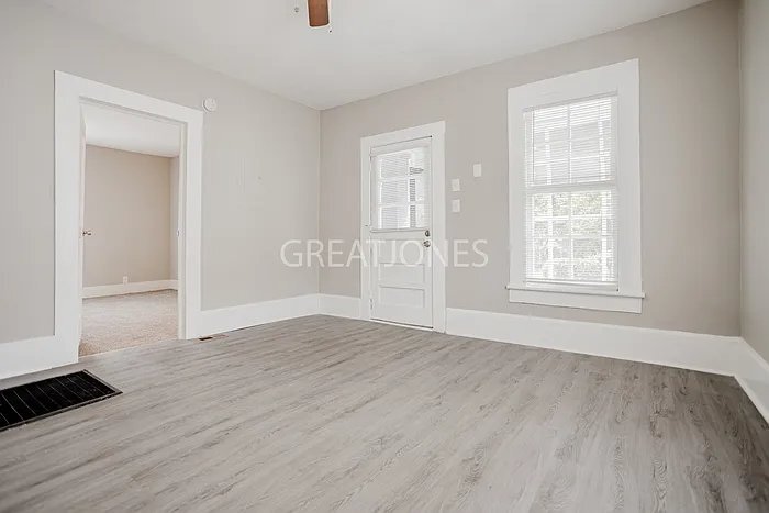 Building Photo - 1500 28th St