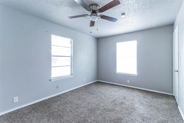 Building Photo - 201 S Las Vegas Trail