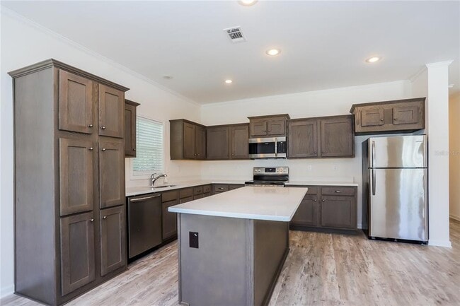 Building Photo - 1900 21st St S