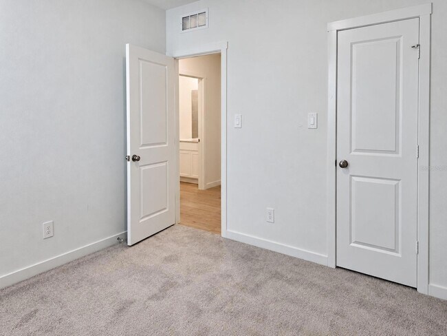 Building Photo - 5121 Arrowfeather Ct