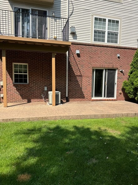 Patio - 52 Grandview Cir