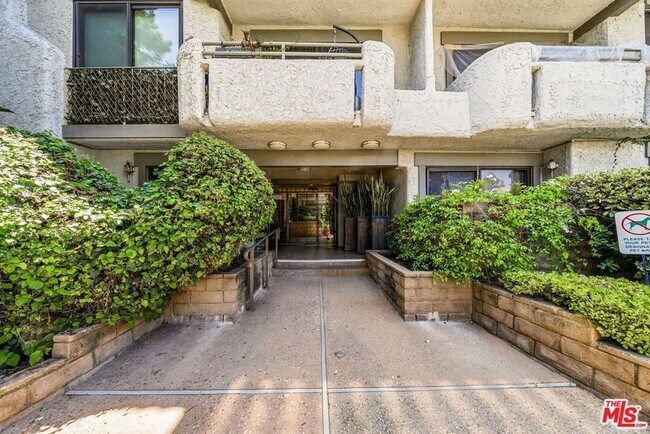 Building Photo - 4311 Colfax Ave