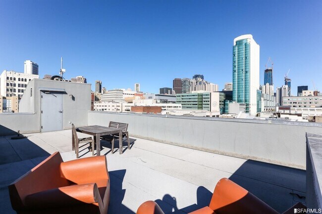 Building Photo - 468 Tehama St