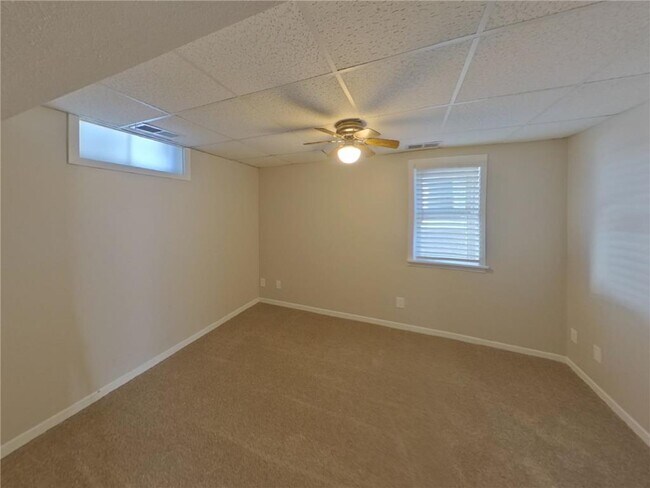 Building Photo - 16377 Duluth Ave SE