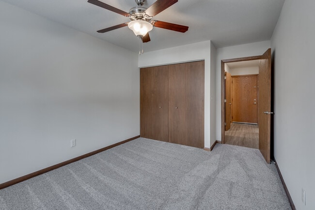 Building Photo - Franklin Villa