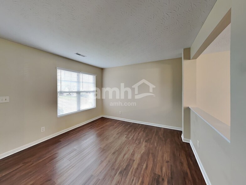 Building Photo - 3162 Bridlerun Dr