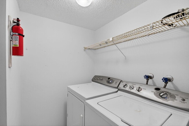 Building Photo - 4200 N Ocean Dr