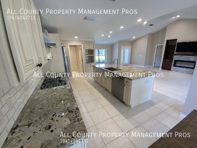 Building Photo - 147 Shady Pine Ln