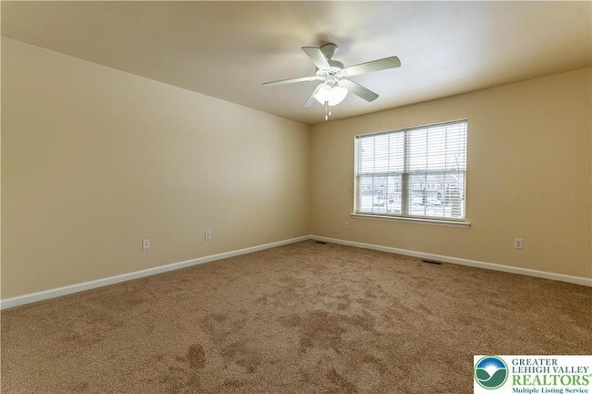 Building Photo - 241 Snapdragon Way