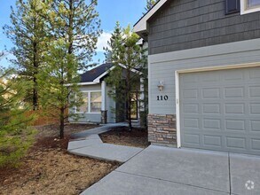 Building Photo - Mountain Retreat – 3 Bed 2.5 Bath Home on ...
