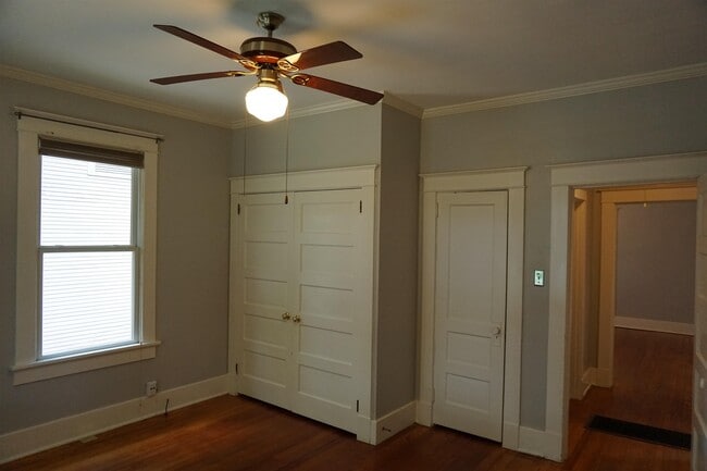 Building Photo - 2086 Lee Pl