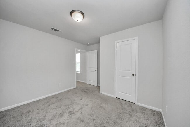 Building Photo - 7027 Cedar Breeze Ct