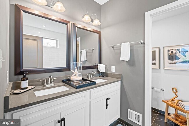 Building Photo - 5120 Longstone Way
