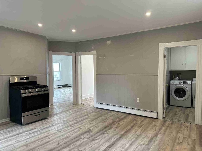 Building Photo - 45 Dumais St
