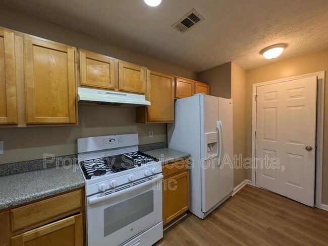 Building Photo - 518 Arbor Ridge Dr