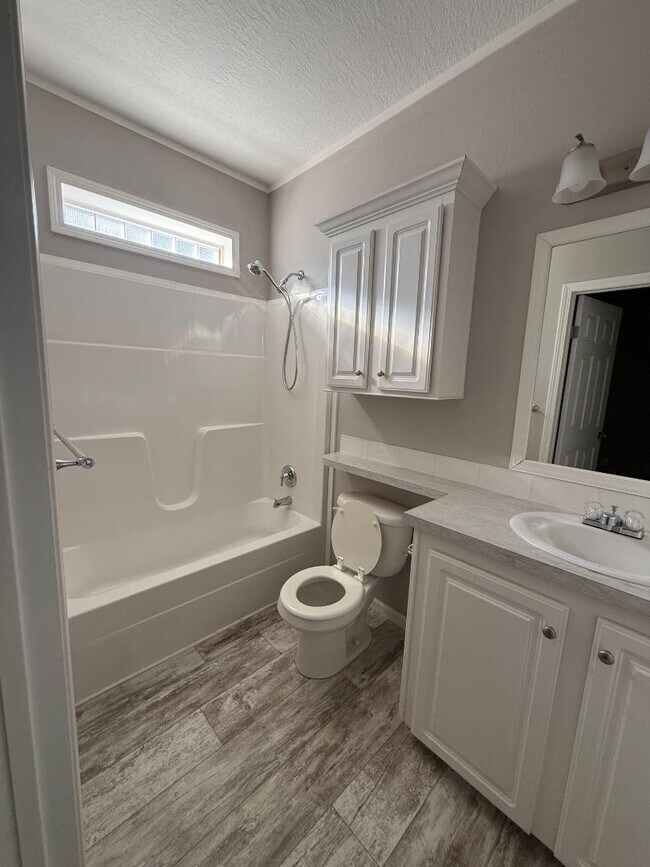 Building Photo - 640 Frank Griffin Ave