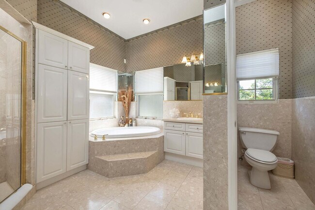 Building Photo - 763 Jacqueline Ln