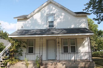 Building Photo - 503 Putnam St