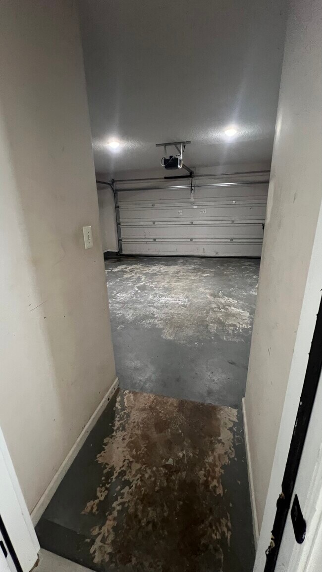 Building Photo - 92 Riva Ridge Ln