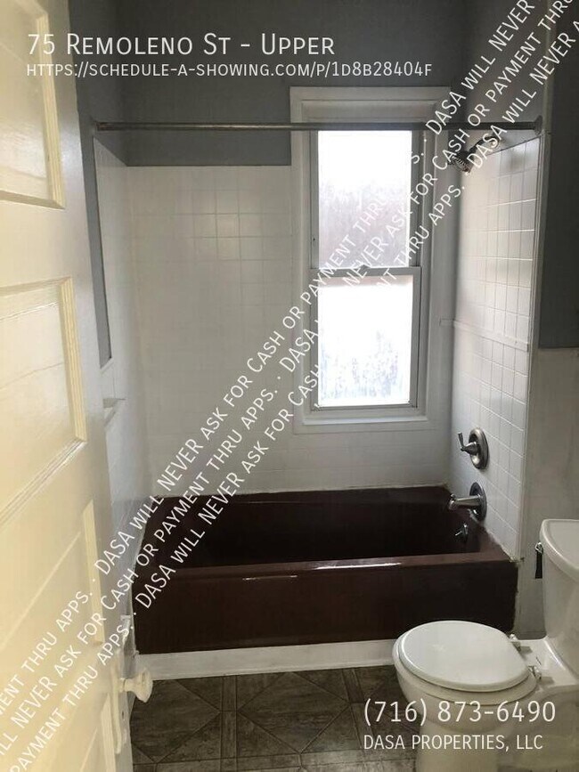 Building Photo - 75 Remoleno St