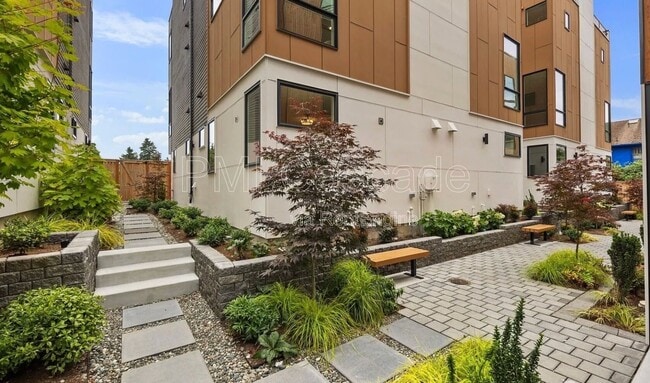 Building Photo - 9227B 16th Ave SW