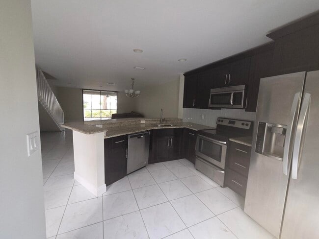 Building Photo - 7890 Lago Del Mar Dr