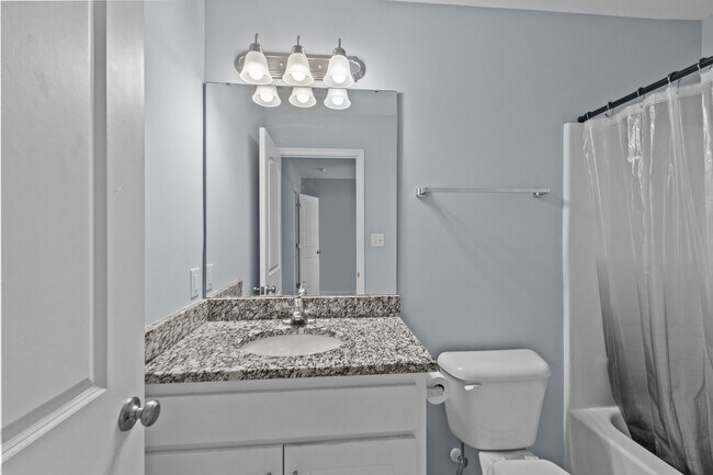 Building Photo - 1533 Pinebrook Court