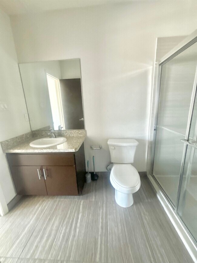 Building Photo - 502 Shiloh Dr