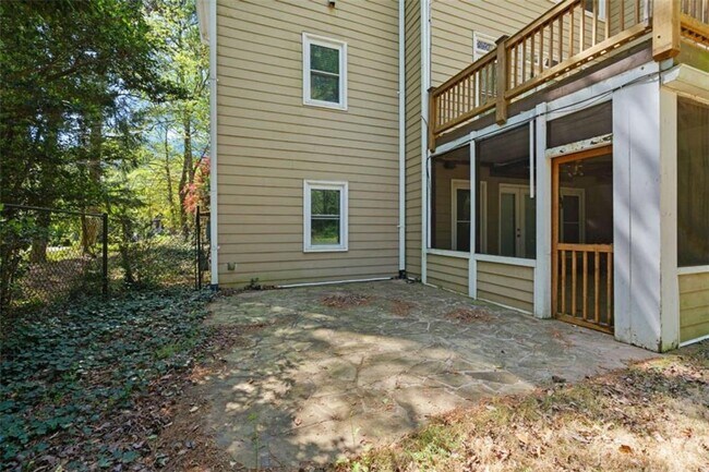Building Photo - 1230 Old Home Pl Ct