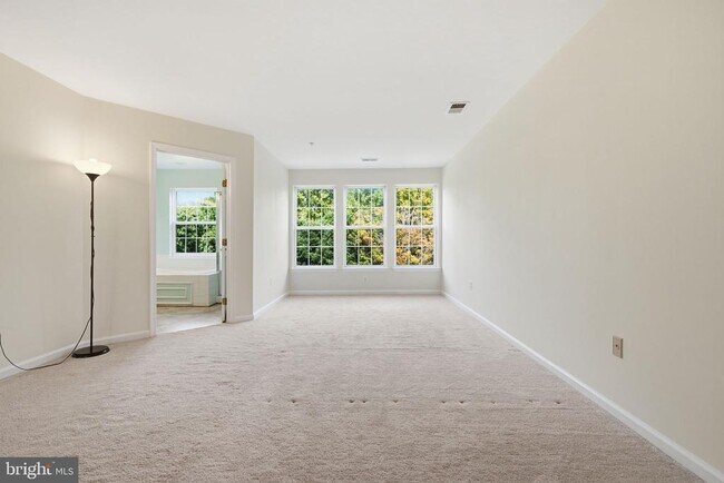 Building Photo - 4603 Weston Pl