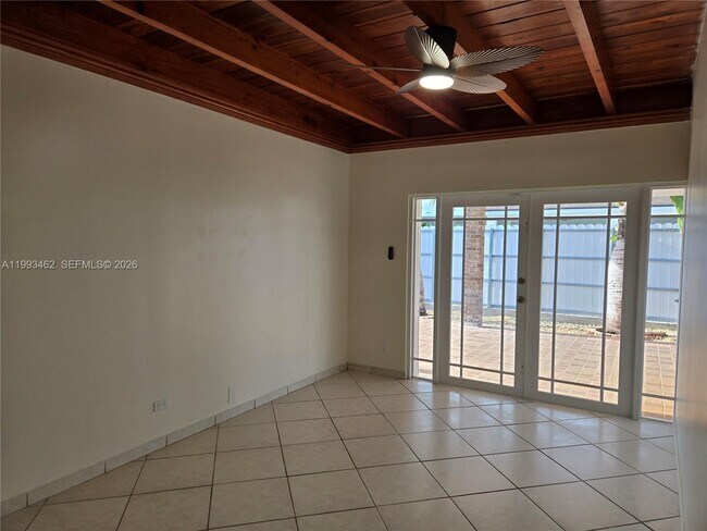 Building Photo - 10475 SW 42nd Terrace