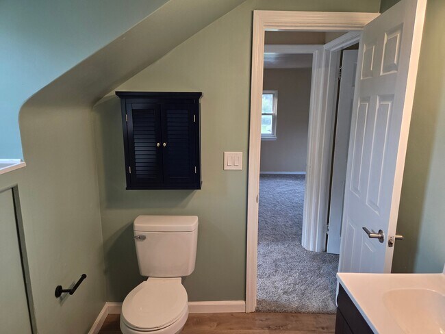 Building Photo - 5272 Fieldcrest Dr