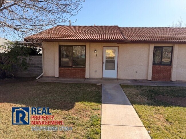 Building Photo - 2 bedroom downtown