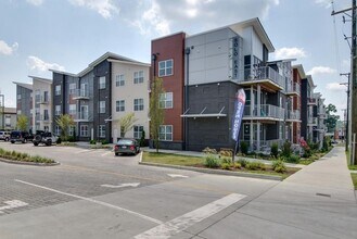 Building Photo - 1118 Litton Ave