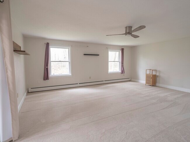 Building Photo - 445 Green St