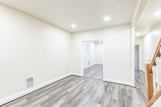 Building Photo - Charming 3BR Townhome in Baltimore