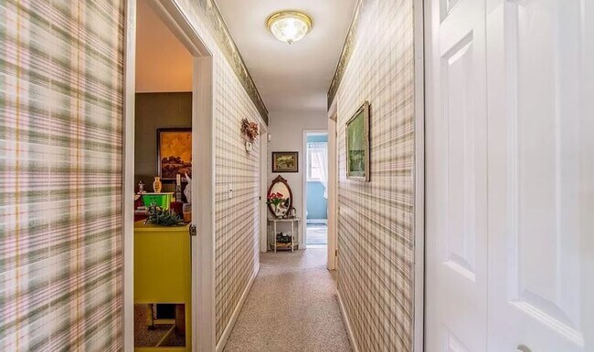 Building Photo - 9768 Jackson St