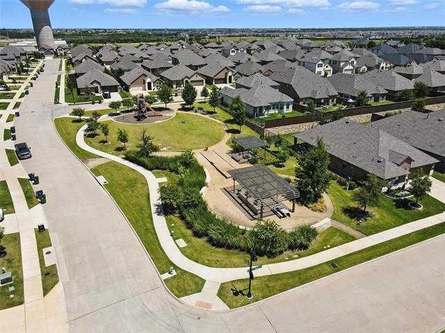 Building Photo - 940 Azure Ln