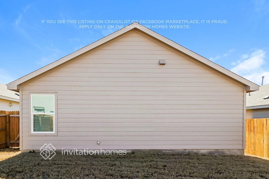 Building Photo - 10539 McClintock Dr