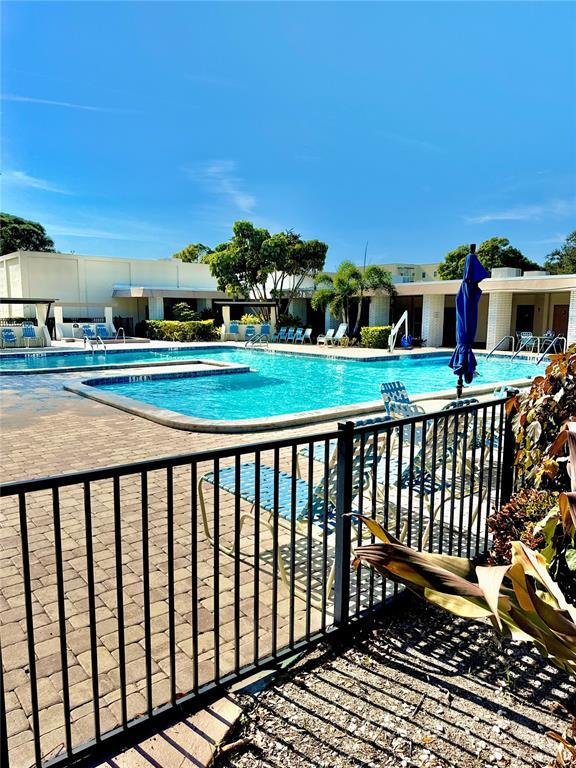 Building Photo - 5970 80th St N